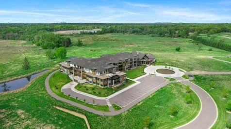 1 Hill Farm Road North Oaks MN 55127
