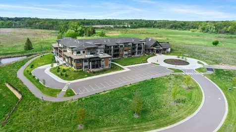 1 Hill Farm Road North Oaks MN 55127