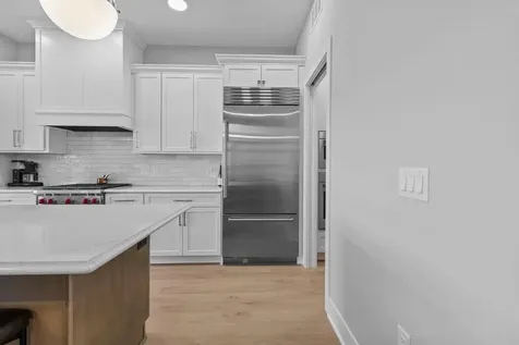 1 Hill Farm Road North Oaks MN 55127