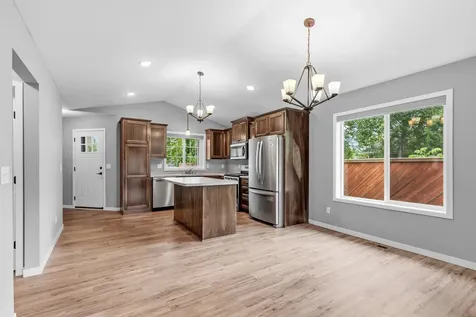 1591 Elm Street S Cambridge MN 55008
