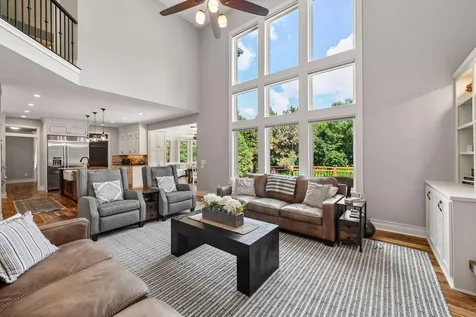 6365 Oxbow Bend Chanhassen MN 55317