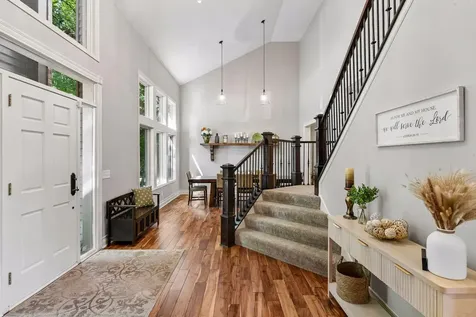 6365 Oxbow Bend Chanhassen MN 55317
