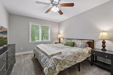 6365 Oxbow Bend Chanhassen MN 55317