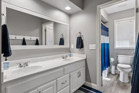 6365 Oxbow Bend Chanhassen MN 55317