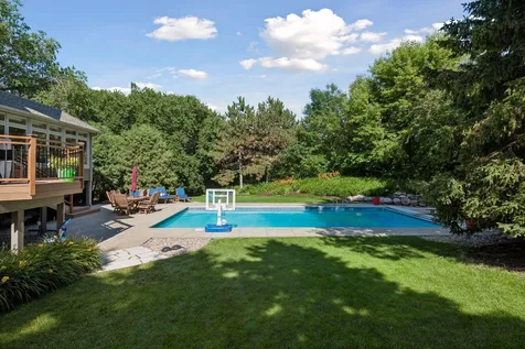 6365 Oxbow Bend Chanhassen MN 55317