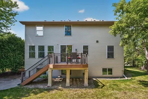 18005 45th Avenue N Plymouth MN 55446