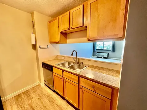 1181 Edgcumbe Road Saint Paul MN 55105