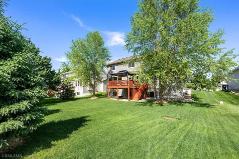 1774 Fox Run Shakopee MN 55379