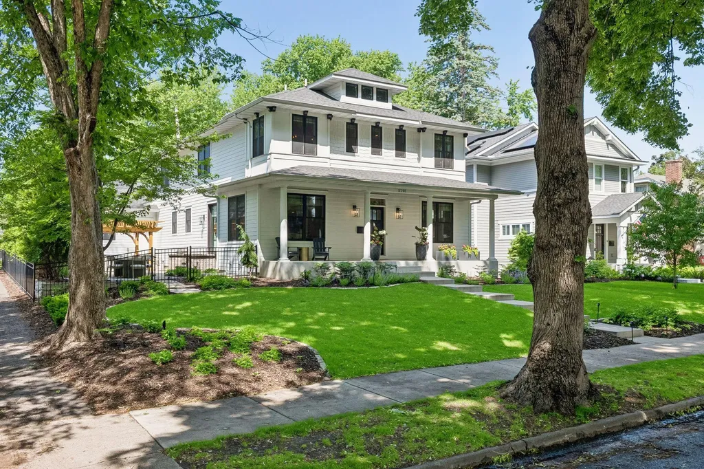 5140 Chowen Avenue S Minneapolis MN 55410
