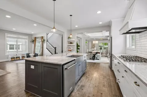 5140 Chowen Avenue S Minneapolis MN 55410