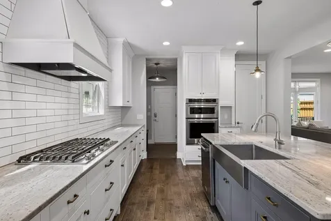 5140 Chowen Avenue S Minneapolis MN 55410