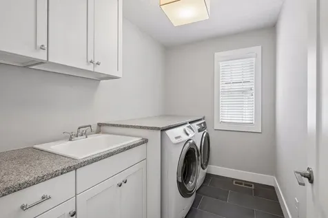 5140 Chowen Avenue S Minneapolis MN 55410