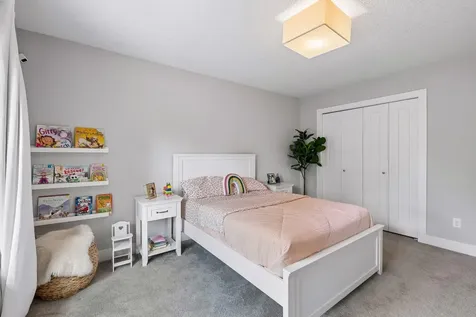 5140 Chowen Avenue S Minneapolis MN 55410