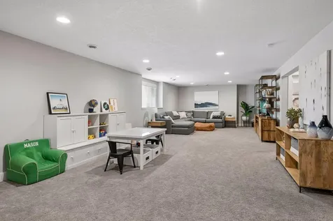 5140 Chowen Avenue S Minneapolis MN 55410
