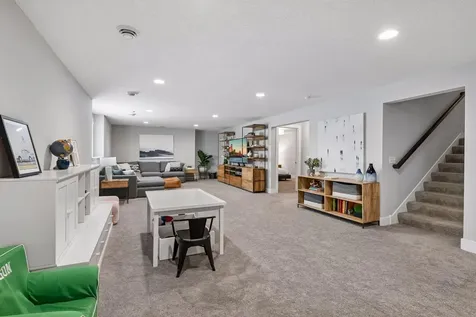 5140 Chowen Avenue S Minneapolis MN 55410