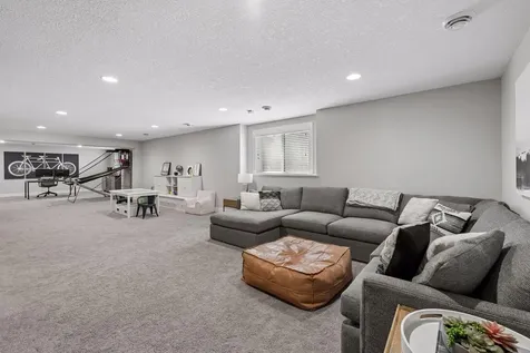 5140 Chowen Avenue S Minneapolis MN 55410