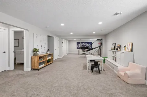 5140 Chowen Avenue S Minneapolis MN 55410