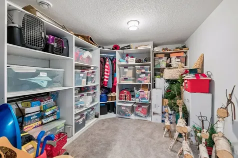 5140 Chowen Avenue S Minneapolis MN 55410
