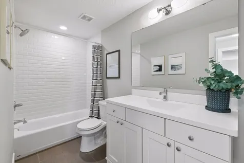 5140 Chowen Avenue S Minneapolis MN 55410