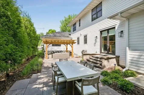 5140 Chowen Avenue S Minneapolis MN 55410