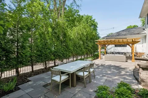 5140 Chowen Avenue S Minneapolis MN 55410