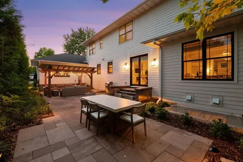 5140 Chowen Avenue S Minneapolis MN 55410