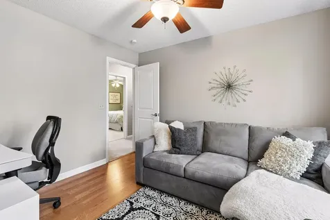 689 Havenhill Road Eagan MN 55123