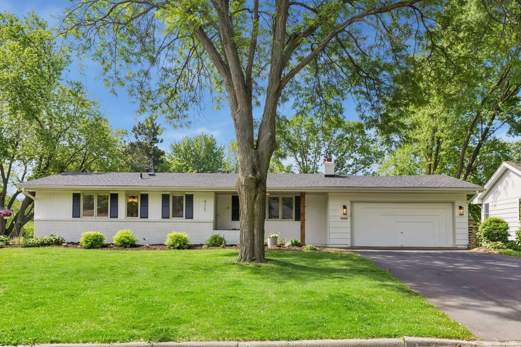 4117 Poplar Bridge Road Bloomington MN 55437