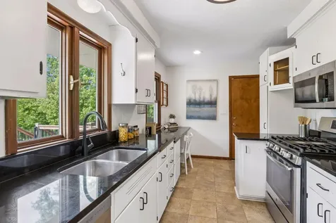 4117 Poplar Bridge Road Bloomington MN 55437