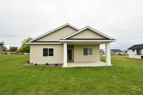 106 11th Street N Goodhue MN 55027