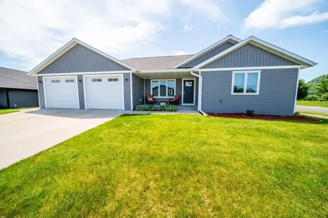 1118 21st Street Wabasha MN 55981