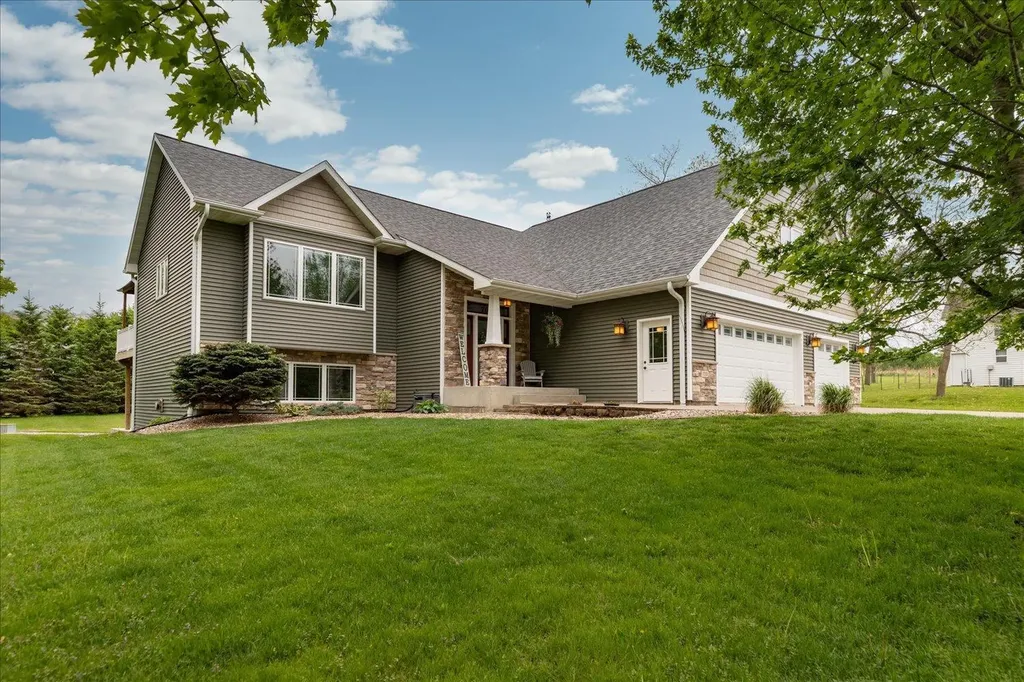 703 7th Street W Mantorville MN 55955