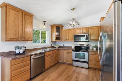 11724 67th Place N Maple Grove MN 55369