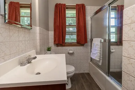 1751 Larpenteur Avenue E Maplewood MN 55109