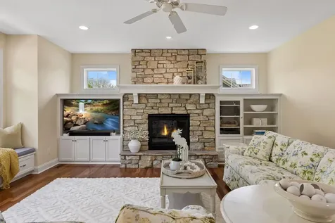 13134 Danube Lane Rosemount MN 55068