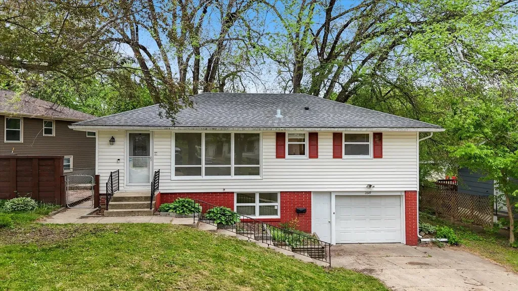 2649 11th Avenue NW Rochester MN 55901