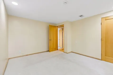 1805 Hampshire Lane N Golden Valley MN 55427
