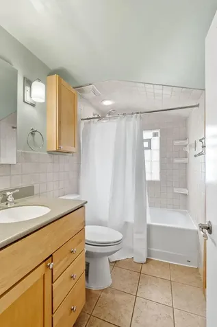 441 Saratoga Street S Saint Paul MN 55105