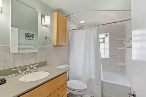 441 Saratoga Street S Saint Paul MN 55105