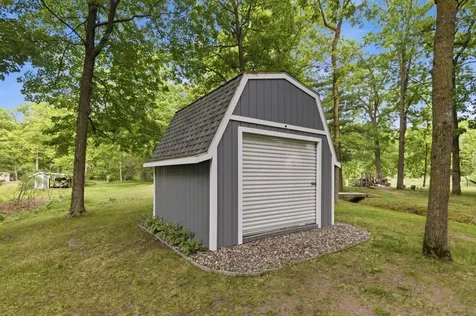 8568 Paradise Beach Road Brainerd MN 56401