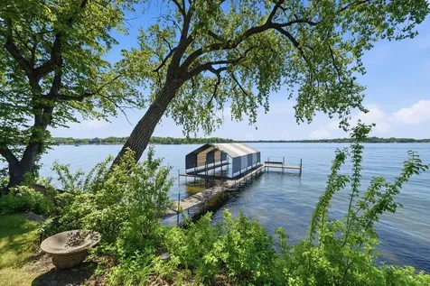 5150 Meadville Street Excelsior MN 55331