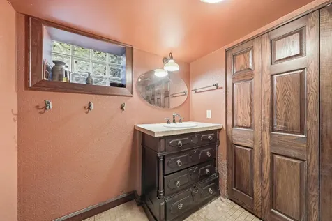5150 Meadville Street Excelsior MN 55331