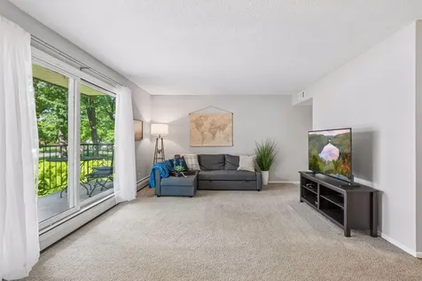 260 Westview Drive West Saint Paul MN 55118