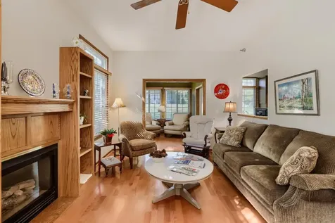2529 Claremont Drive Mendota Heights MN 55120