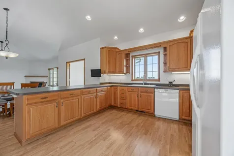 766 36th Street S Moorhead MN 56560