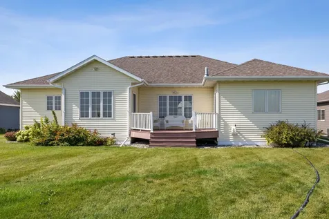 766 36th Street S Moorhead MN 56560