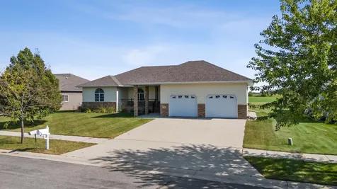 766 36th Street S Moorhead MN 56560