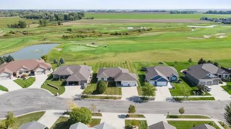 766 36th Street S Moorhead MN 56560