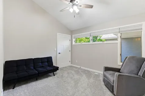 140 Dahlia Street Mahtomedi MN 55115