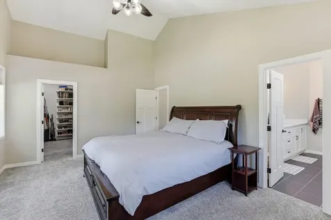 140 Dahlia Street Mahtomedi MN 55115